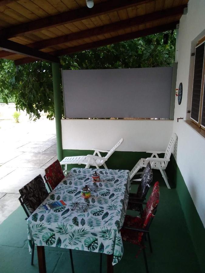Вилла House " Bond " Тисно Экстерьер фото